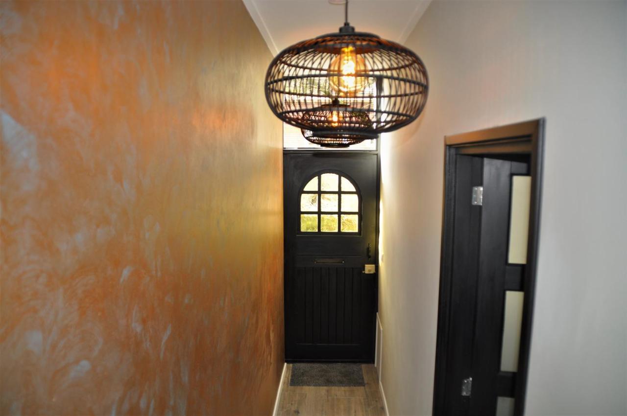 Nummer 7 Met Sauna En 3 Slaapkamers * Leeuwarden